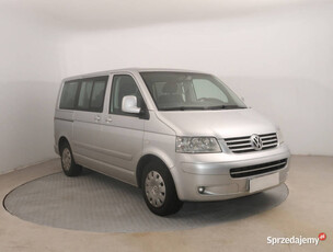 VW Multivan 2.5 TDI