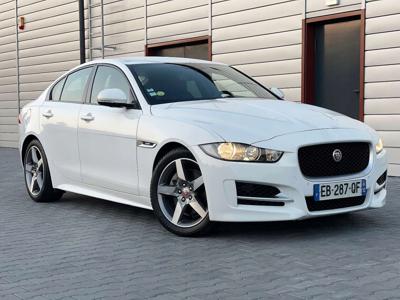 Jaguar XE Sedan 2.0 i4 180KM 2016