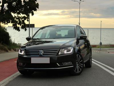 Używane Volkswagen Passat - 34 999 PLN, 221 000 km, 2012
