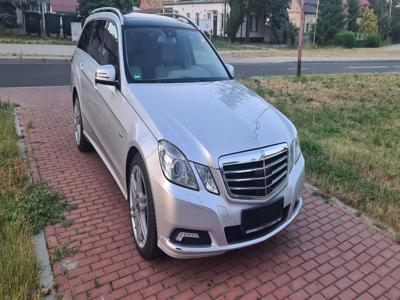 Używane Mercedes-Benz Klasa E - 49 900 PLN, 296 000 km, 2010