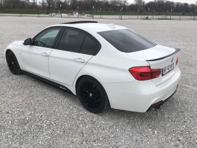 Używane BMW Seria 3 - 115 000 PLN, 30 000 km, 2017