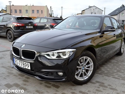 BMW Seria 3 318i Advantage