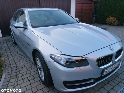 BMW Seria 5 528i xDrive