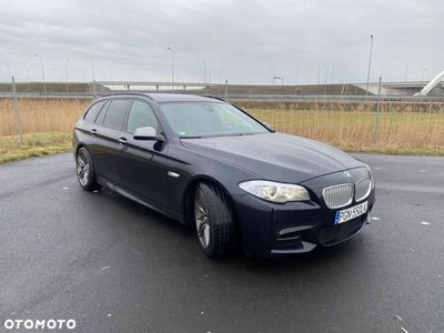 BMW Seria 5 M550d xDrive Touring Sport-Aut