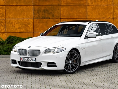 BMW Seria 5 M550d xDrive Touring Sport-Aut