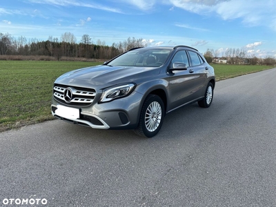 Mercedes-Benz GLA 200 7G-DCT Style