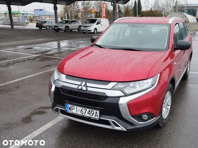 Mitsubishi Outlander 2.0 Invite + 2WD