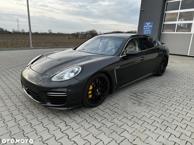 Porsche Panamera Turbo S Executive PDK