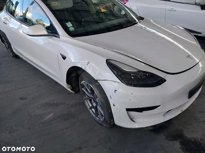 Tesla Model 3 Standard Range Plus