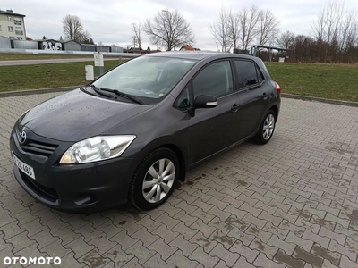 Toyota Auris 1.6 Active