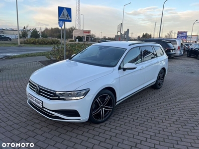 Volkswagen Passat Variant 2.0 TDI SCR DSG Conceptline