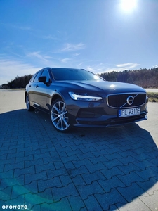 Volvo V90 D3 Momentum Pro