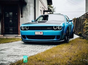 Dodge Challenger 6.2 V8 SRT-8