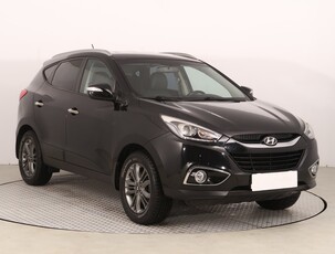 Hyundai ix35 , Klimatronic, Tempomat, Parktronic, Podgrzewane siedzienia