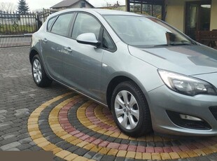 Opel Astra J IV 1.4 T Cosmo 140 KM 2015r Lift automat Salon Polska