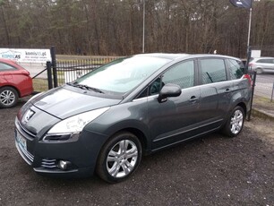 Peugeot 5008 I