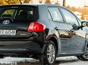 Toyota Auris | benzyna