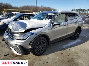 Volkswagen Tiguan 2.0 benzyna 2024r. (WINDSOR)