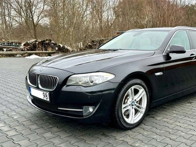 BMW Seria 5 F10-F11 Touring 520d 184KM 2011