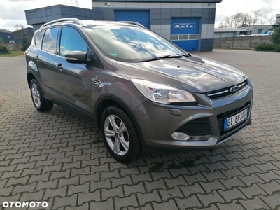 Ford Kuga 2.0 TDCi 2x4 Titanium