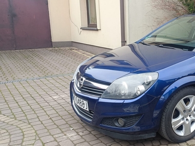 Opel Astra H 2008r. 1,7 CTDI