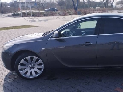 Opel Insignia mocno doinwestowana dwu letni gaz