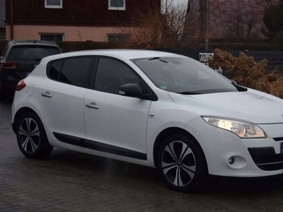 Renault Megane III Hatchback 1.9 dCi 130KM 2011