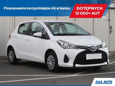 Toyota Yaris III Hatchback 5d Facelifting 1.0 VVT-i 69KM 2014