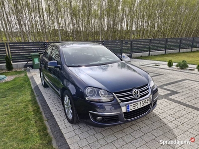 Volkswagen Jetta 1.6 Fsi