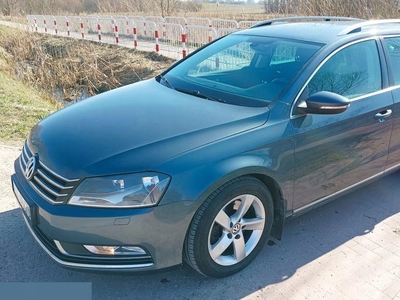 Volkswagen Passat B7 Variant 2.0 TDI CR DPF BlueMotion 140KM 2013