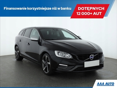 Volvo V60 I Kombi Facelifting 2.0 D3 DRIVE-E 150KM 2015