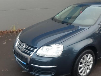 VW JETTA 2006R. 1,6 MPI 102KM