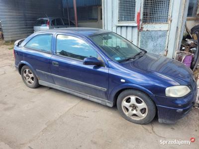 Opel Astra 2.0 na części.