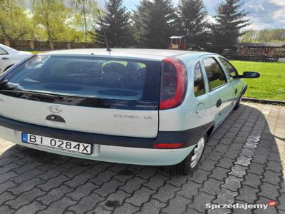 Opel Corsa 1,2 benzyna 2002r