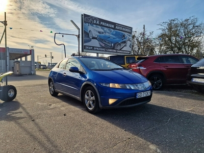 Honda Civic VIII Hatchback 5d 1.4 i 83KM 2006