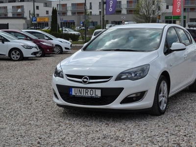 Opel Astra J Hatchback 5d 1.4 Twinport ECOTEC 100KM 2012