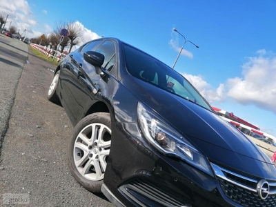 Opel Astra K 1.4Turbo**2xPDC**climatronic**Navi**przebieg 34150