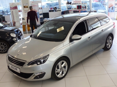 Peugeot 308 II SW 1.2 PureTech 130KM 2014