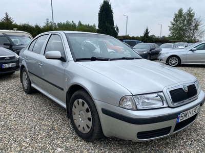 Skoda Octavia II Hatchback 1.6 MPI 102KM 2004