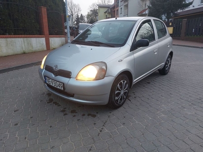 Toyota Yaris 1.0 5d 2000