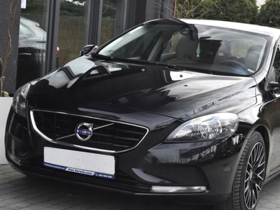 Volvo V40 II Cross Country D2 115KM 2013