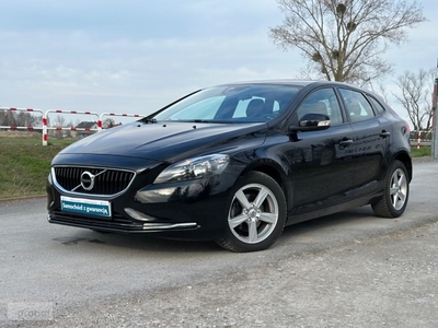 Volvo V40 II