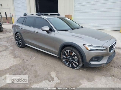 Volvo V60 II CROSS COUNTRY T5