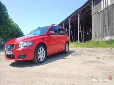 Volvo V50 2.0d Momentum Red Passion