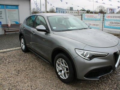 Alfa Romeo Stelvio SUV 2.0 Turbo 200KM 2017