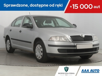 Skoda Octavia II Hatchback 1.6 MPI 102KM 2010