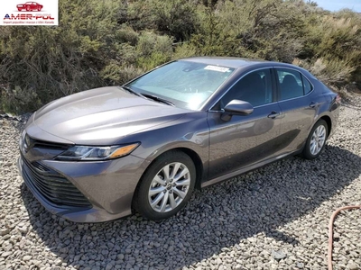 Toyota Camry IX 2020