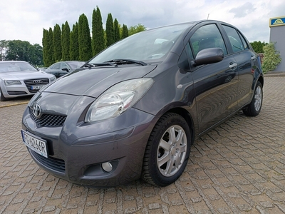 Toyota Yaris II Hatchback 5d 1.33 Dual VVT-i 101KM 2010