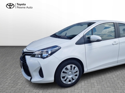 Toyota Yaris III Hatchback 5d Facelifting 1.0 VVT-i 69KM 2015