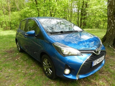 Toyota Yaris III Hatchback 5d Facelifting 1.33 Dual VVT-i 99KM 2014